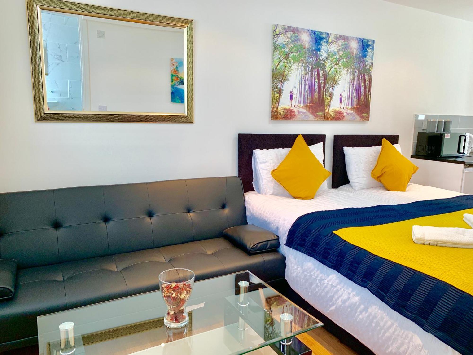London Studio Apartments, Private Bathroom, Kitchenette, Parking, Np2 Luaran gambar